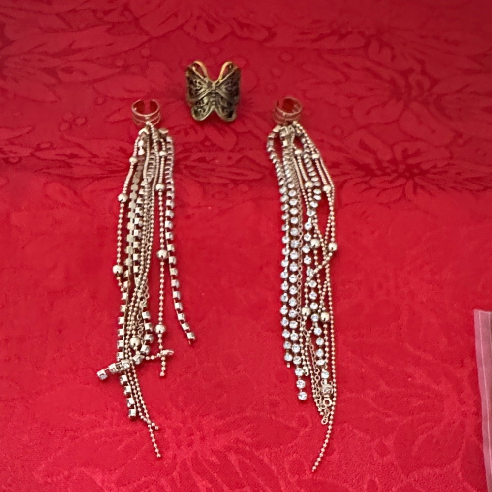 Elegant Gold Tone and Silver Like  EarCuffs and butterfly adjustable ring 6